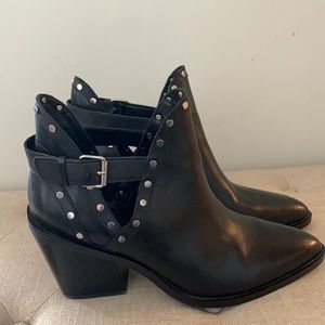 Aldo Ankle Boot Size 11
